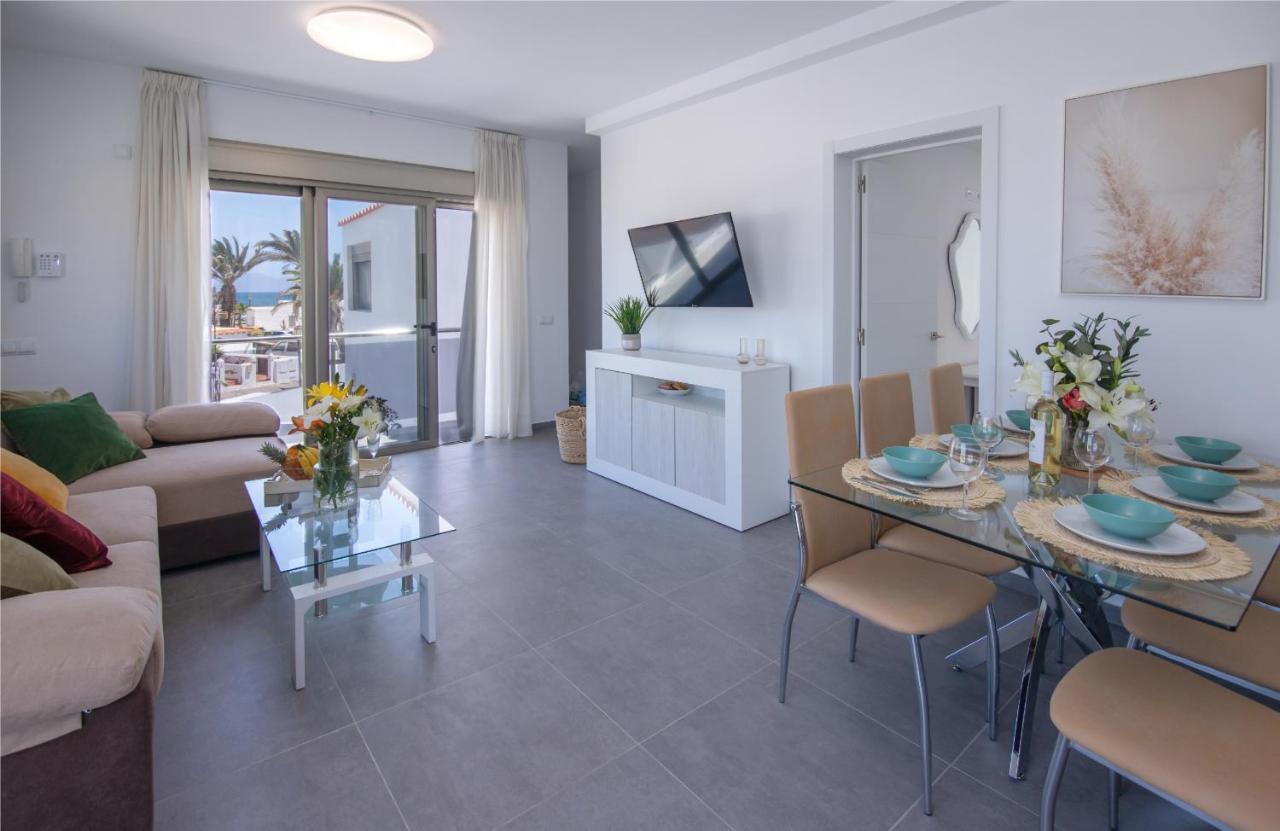Apartment Holiday 5 Beachfront Corralejo By Holidays Home Eksteriør bilde